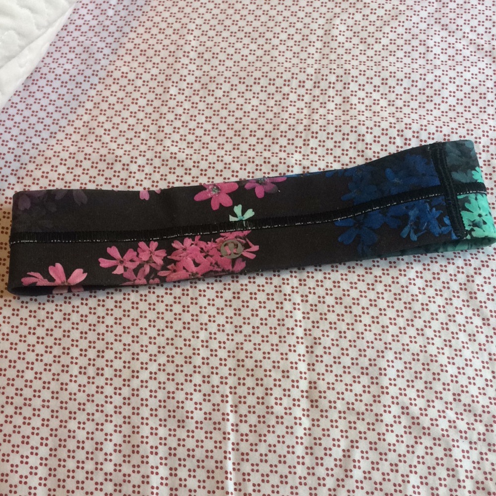 Lululemon headband